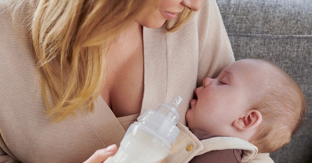 Mixed feeding: combining breastfeeding and bottle feeding
